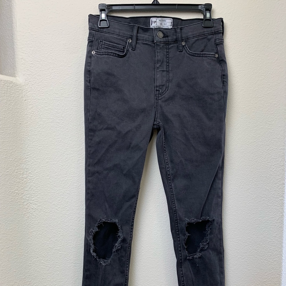 Free People Distressed skinny jeans